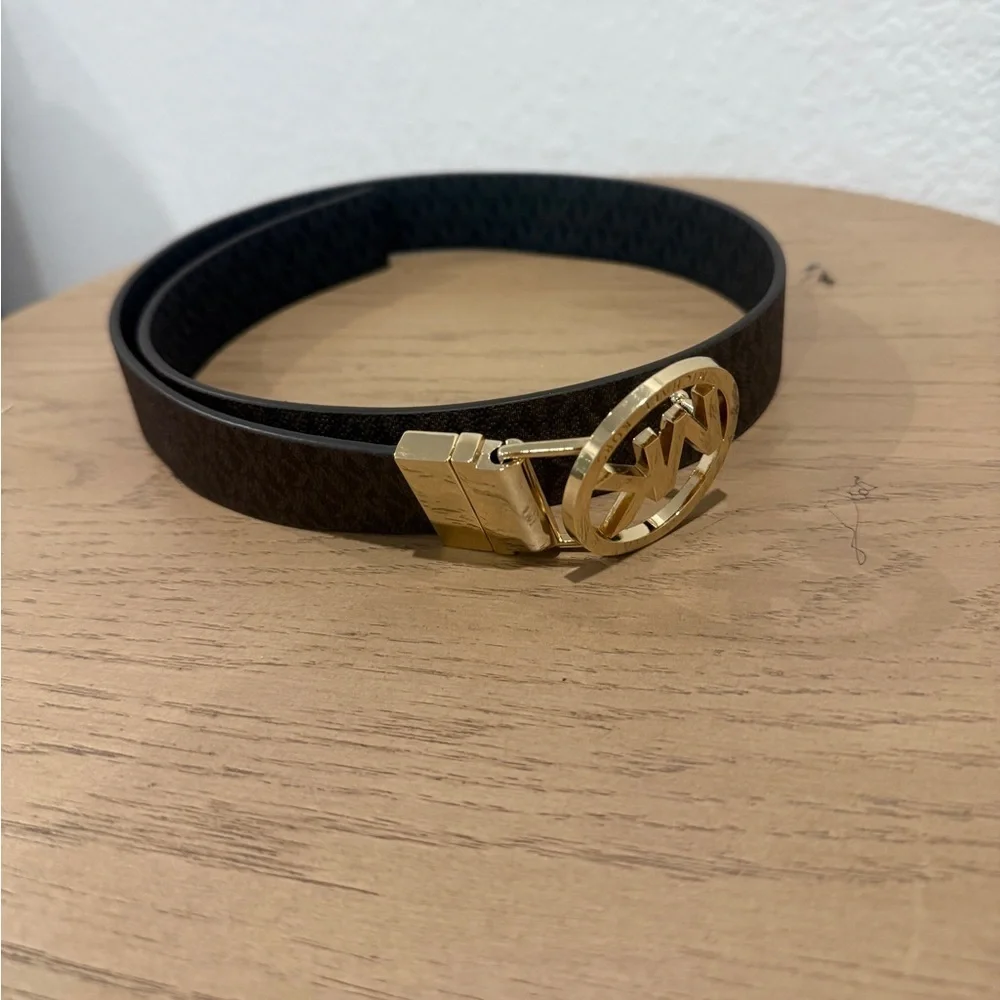 Michael Kors‎ Black and Gold Reversible Belt